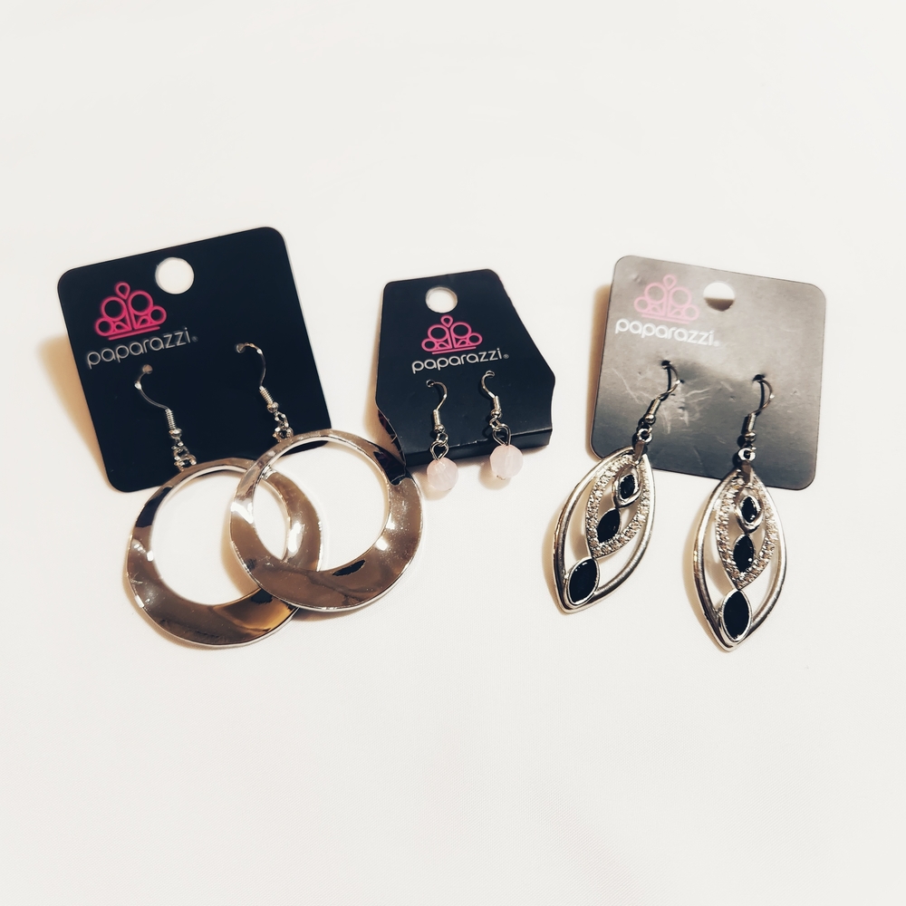Paparazzi Silver and Black Modern Earrings